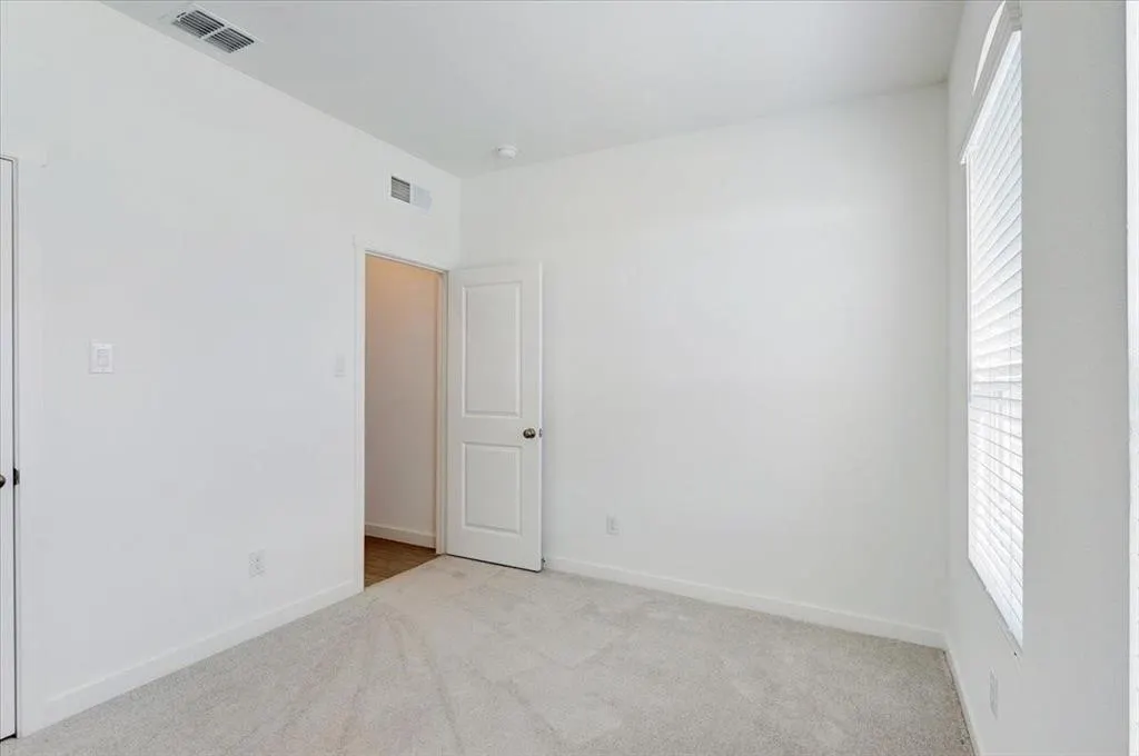 1413 Sandpebble Circle