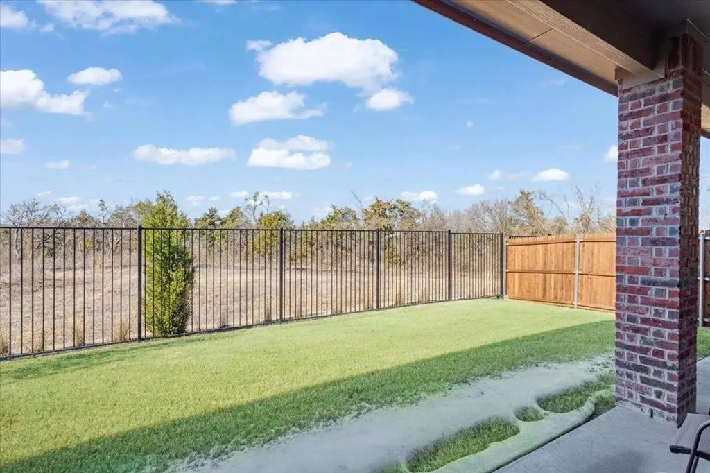 1413 Sandpebble Circle