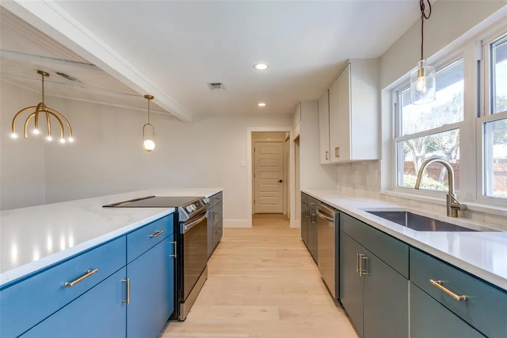 416 Bedford Drive