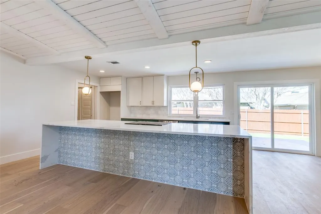 416 Bedford Drive