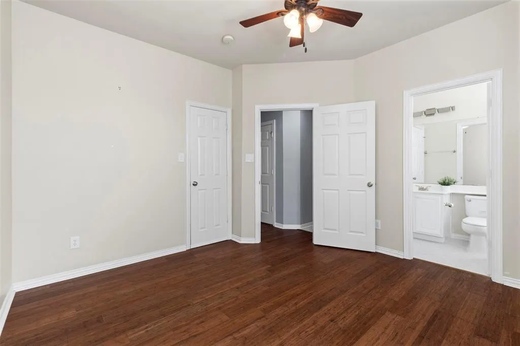 5401 Wolcott Place