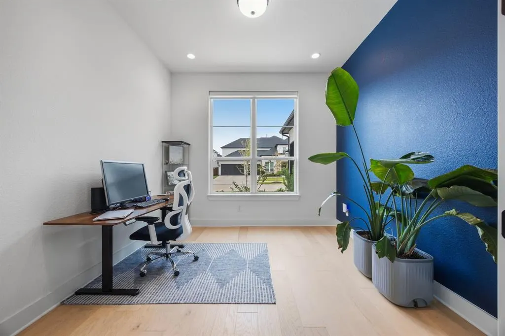10472 Milkweed Court