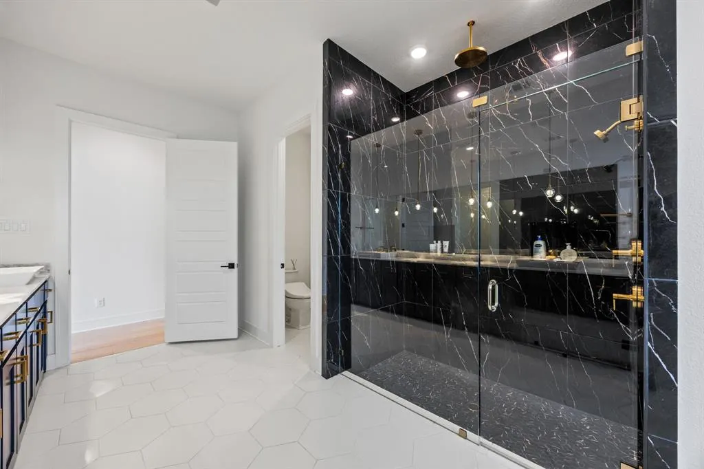 10472 Milkweed Court