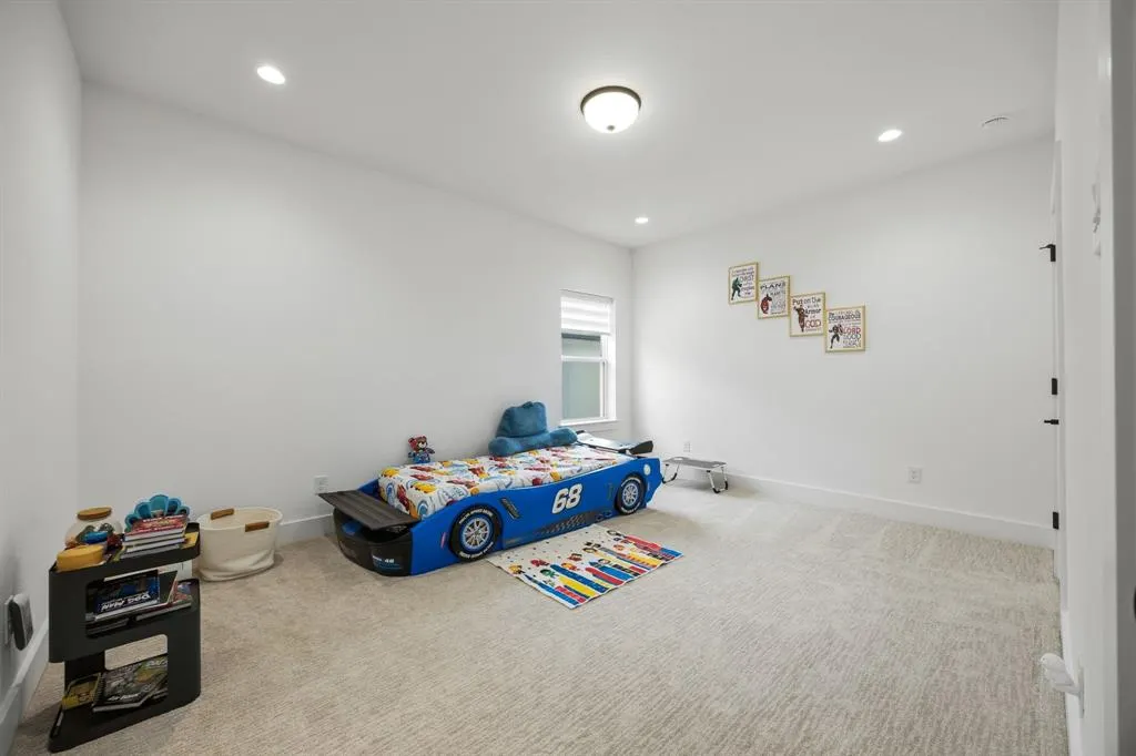 10472 Milkweed Court