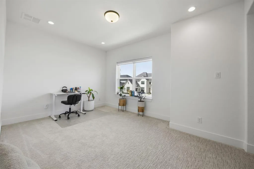 10472 Milkweed Court