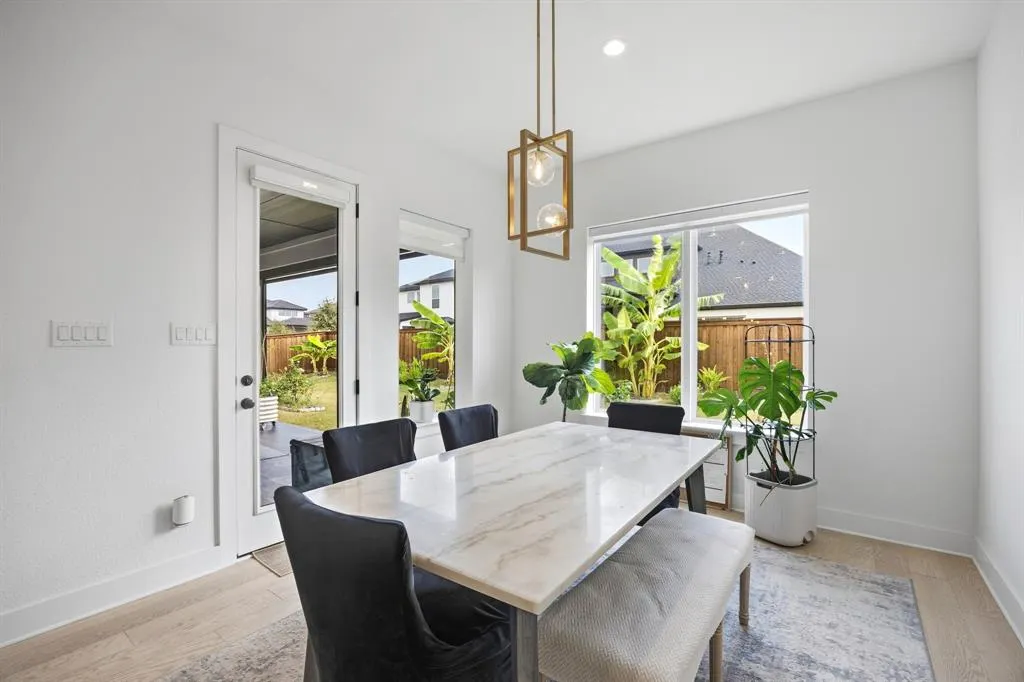 10472 Milkweed Court