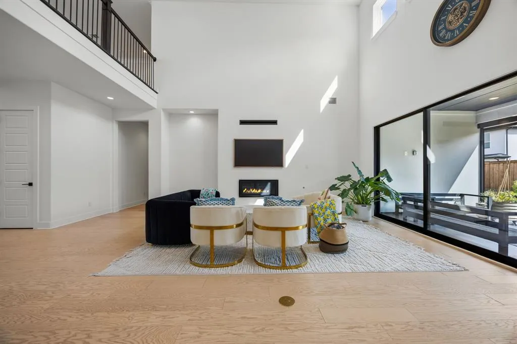 10472 Milkweed Court