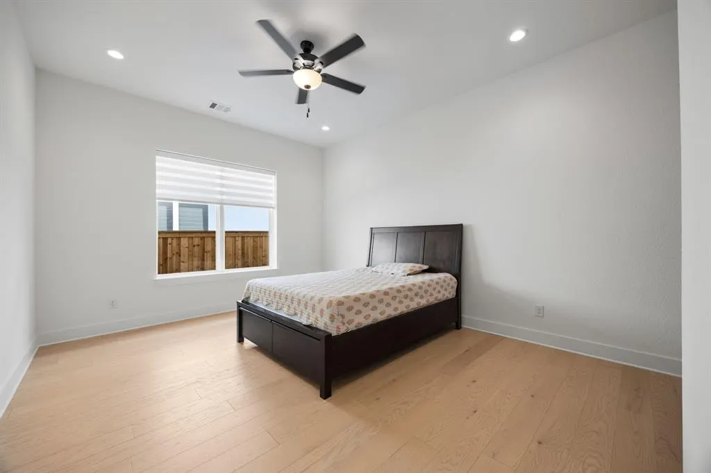 10472 Milkweed Court