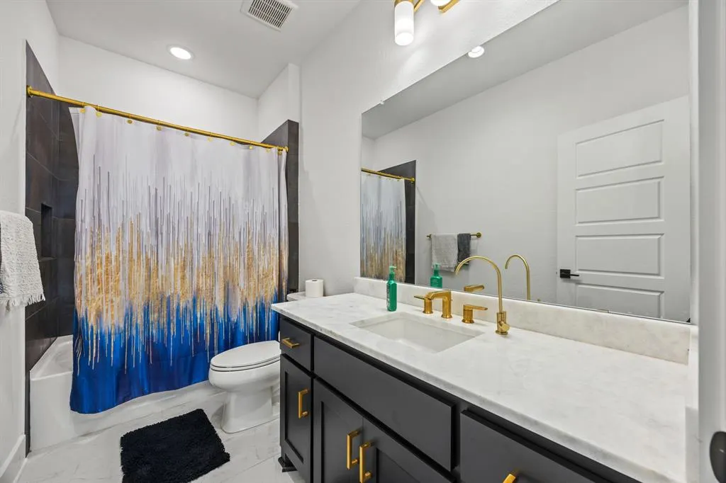 10472 Milkweed Court
