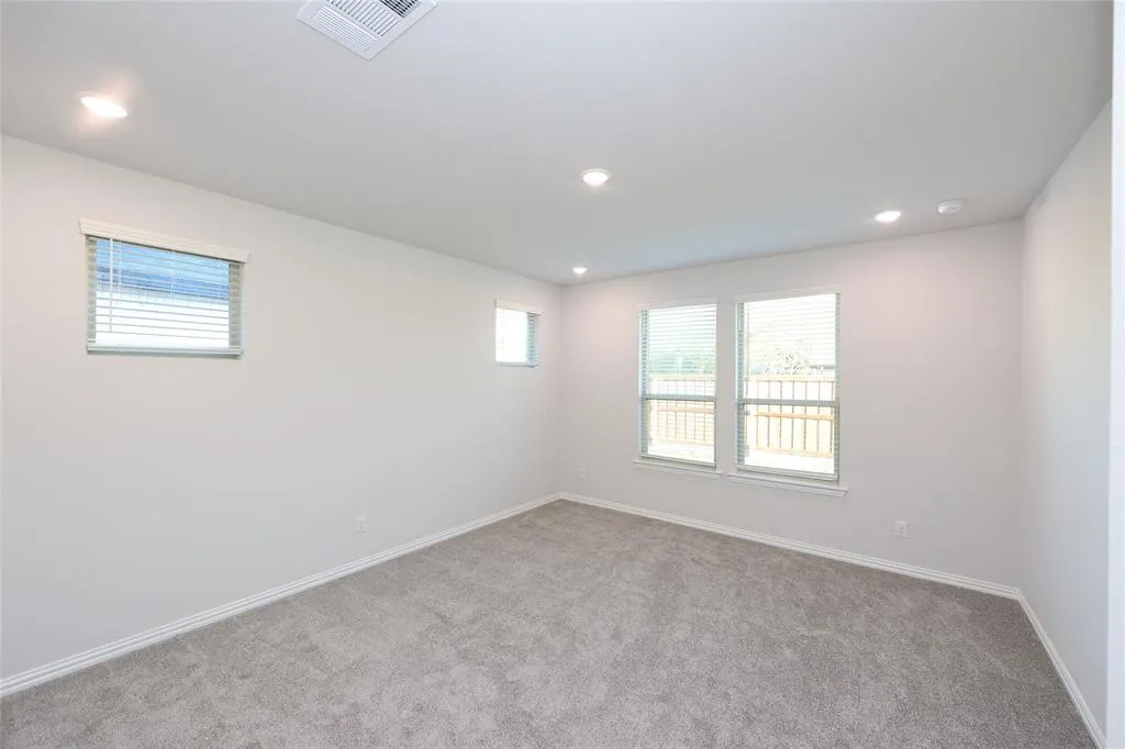 2305 Valencia Drive