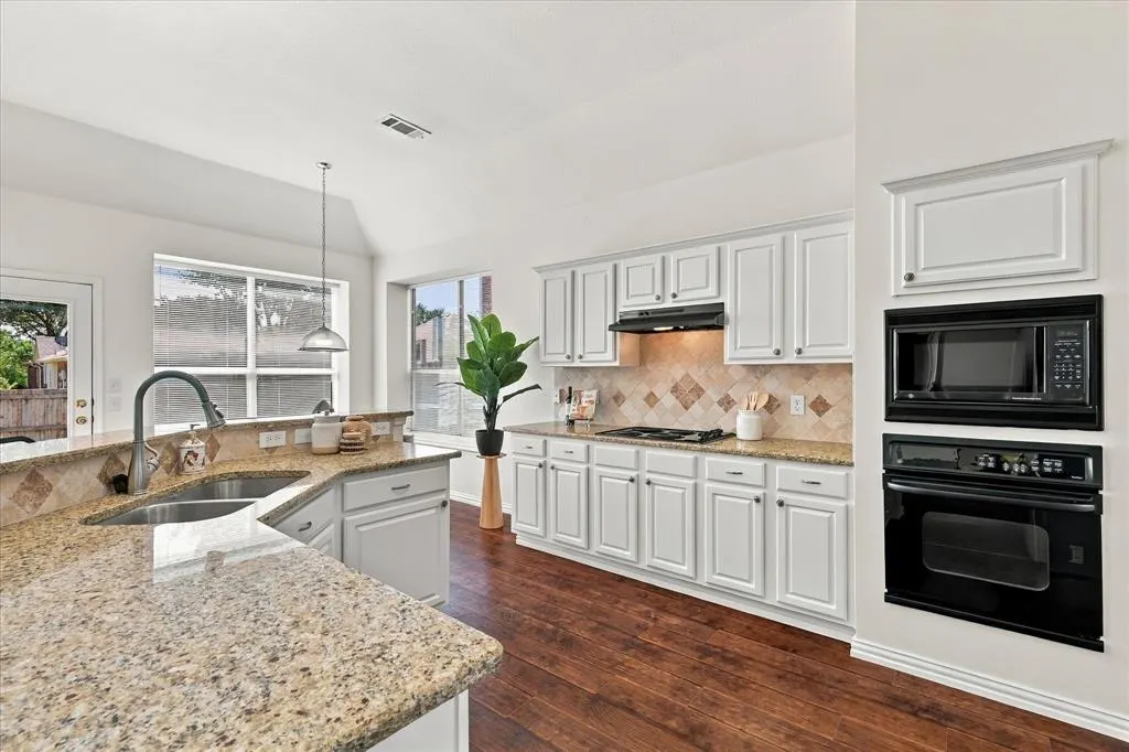3316 Stone Glen Drive