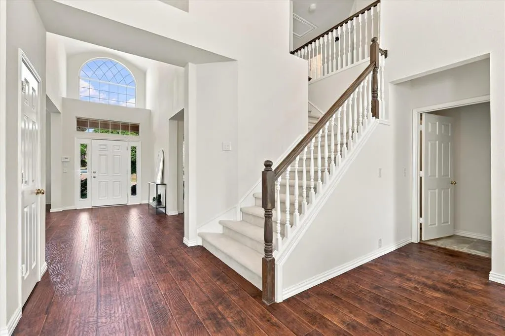 3316 Stone Glen Drive