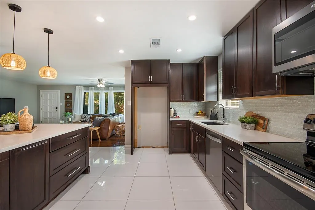 2144 Springhill Drive