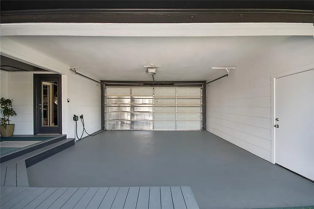 2144 Springhill Drive