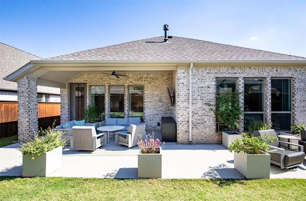 725 Bretallow Drive