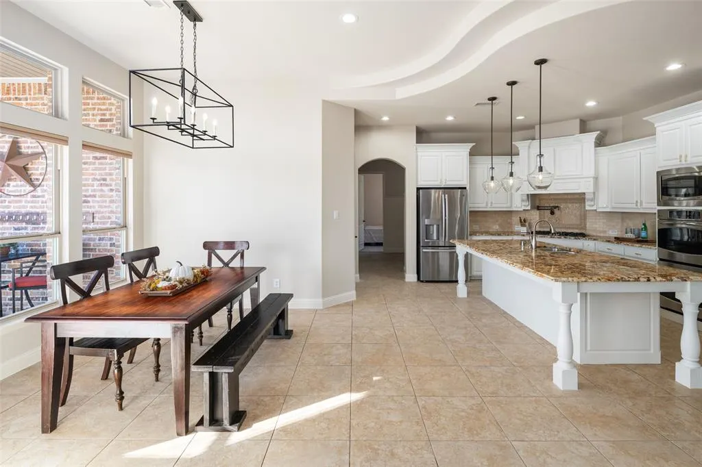 4463 Chevy Chase Lane