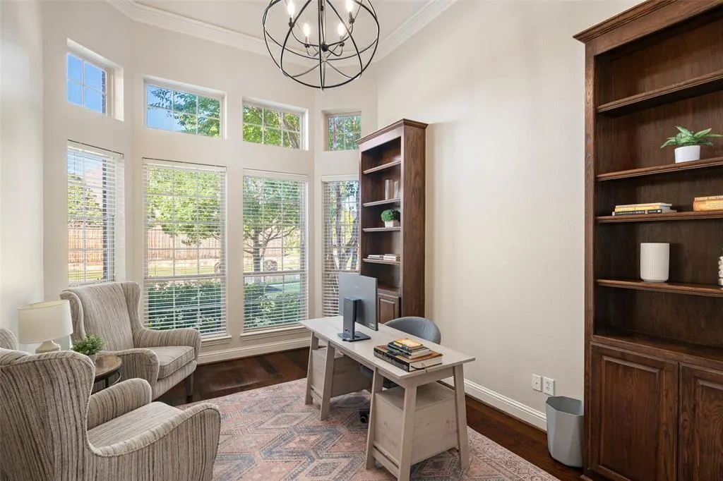 4463 Chevy Chase Lane