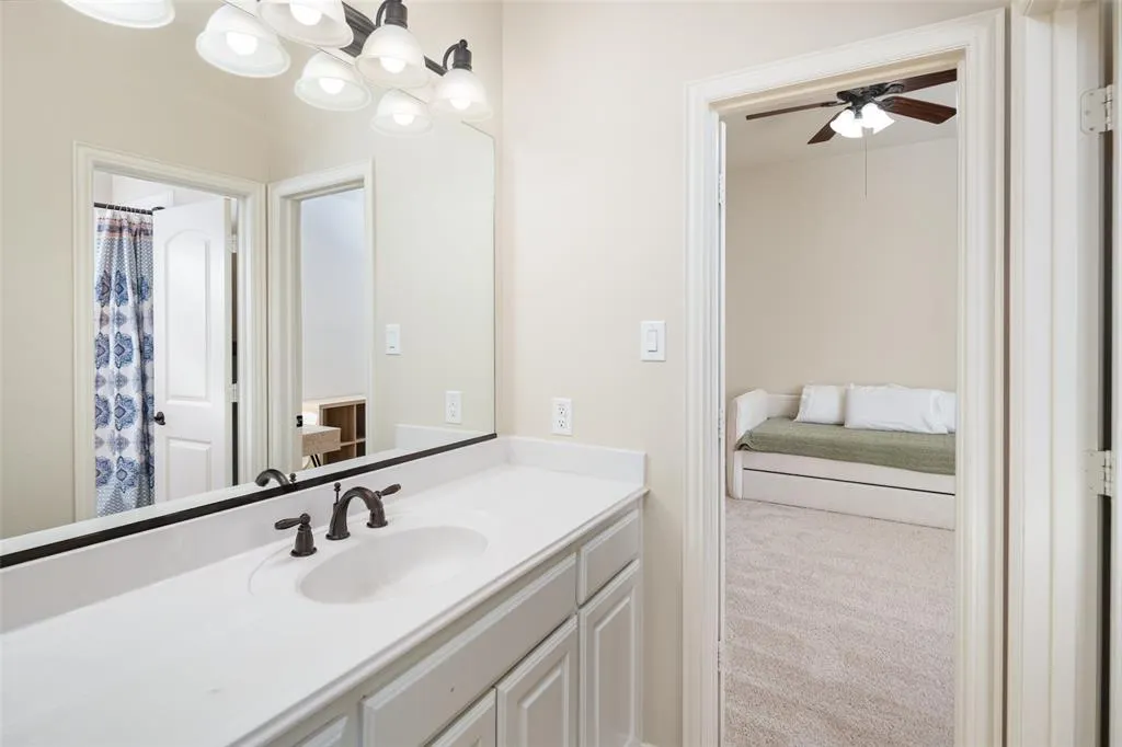 4463 Chevy Chase Lane