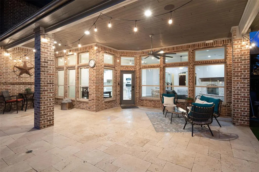 4463 Chevy Chase Lane
