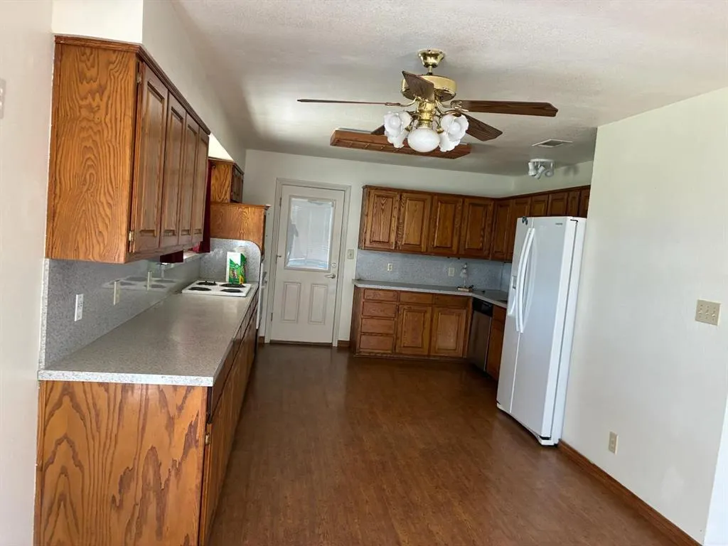2415 W Eldorado Parkway