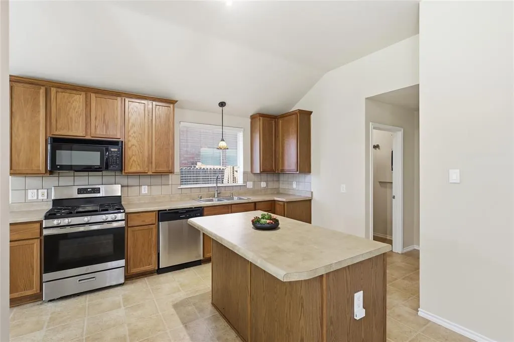 1273 Stone Lane
