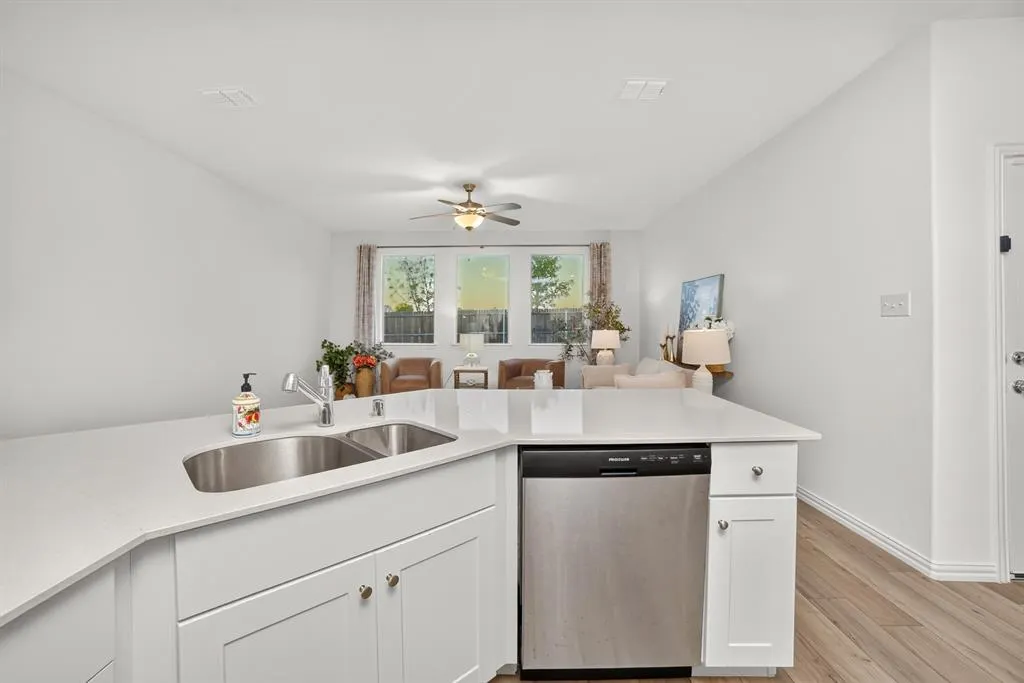 3312 Swift Fox Way