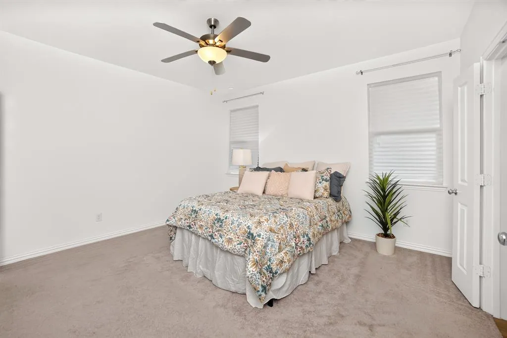 3312 Swift Fox Way