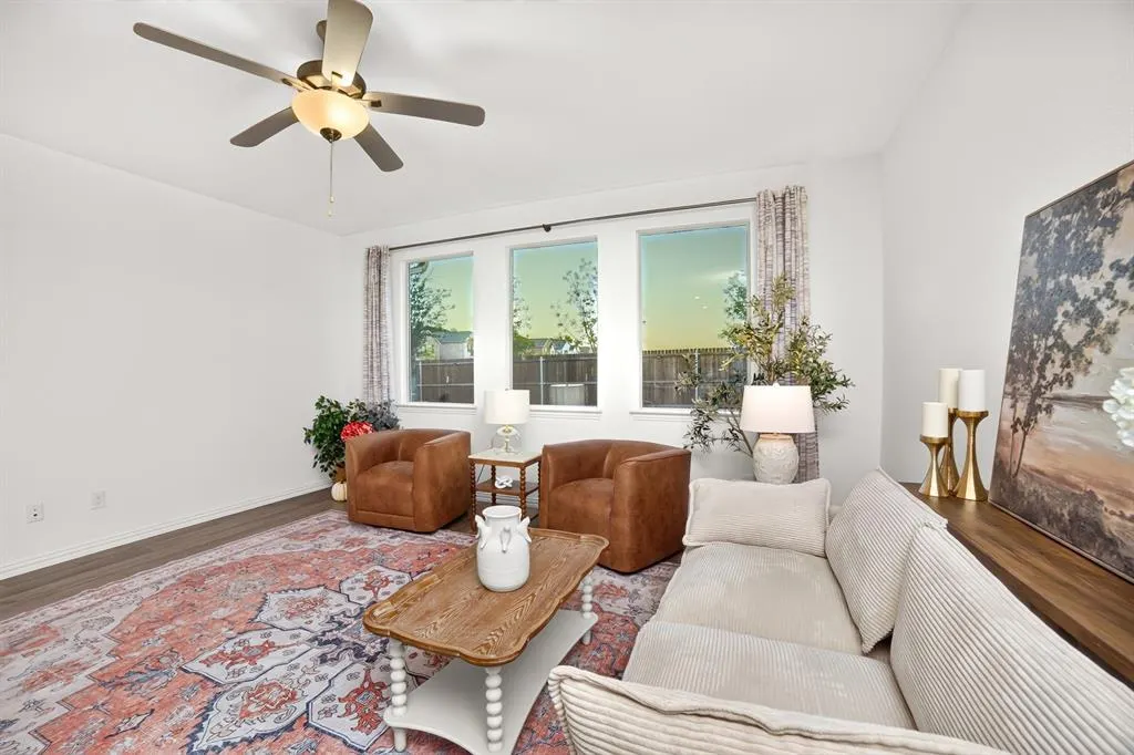 3312 Swift Fox Way