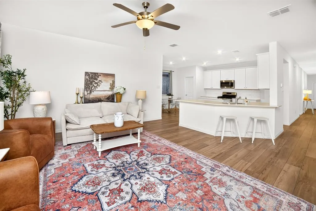 3312 Swift Fox Way