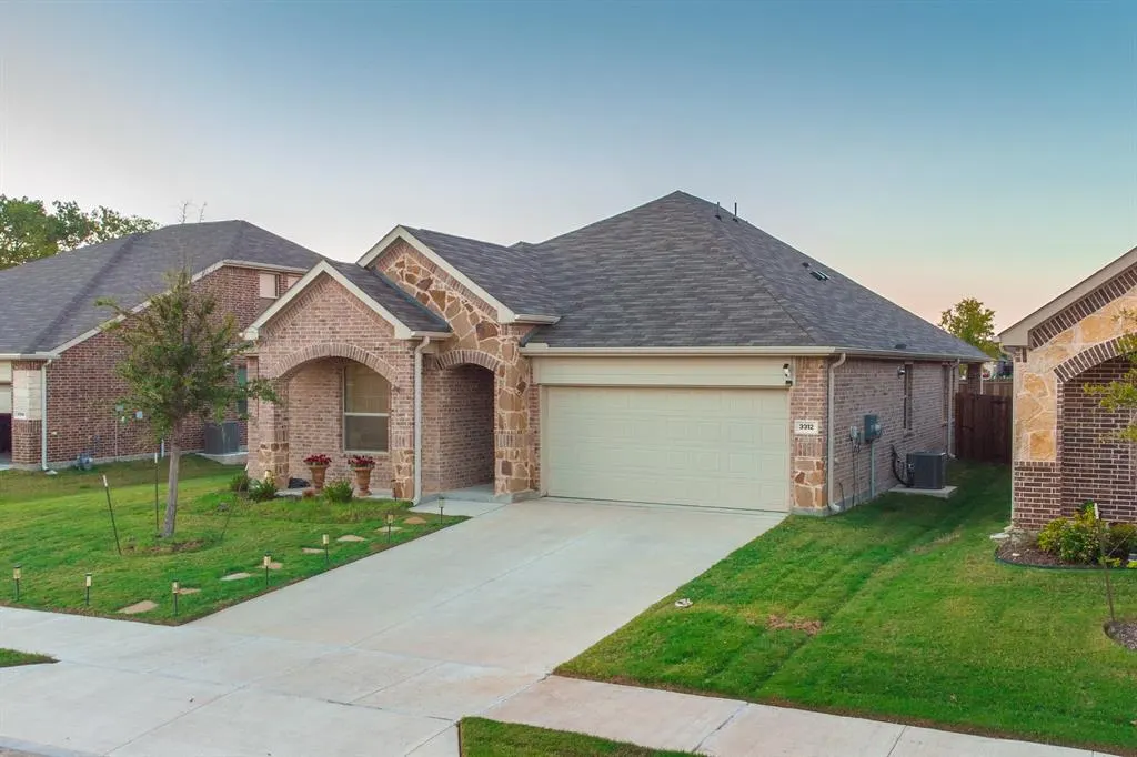 3312 Swift Fox Way