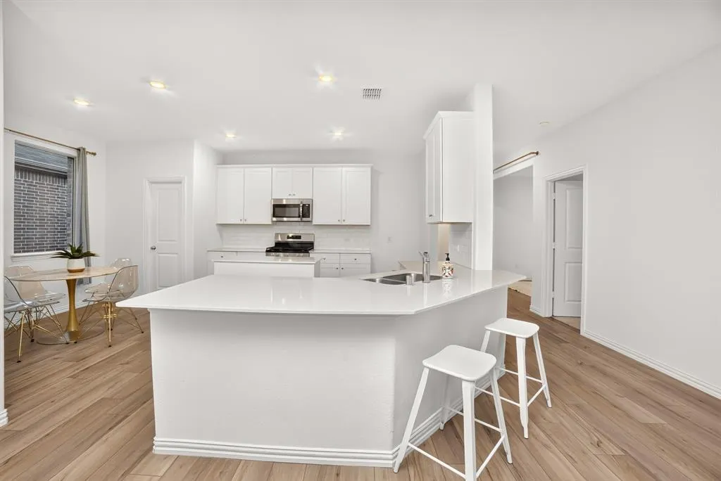 3312 Swift Fox Way