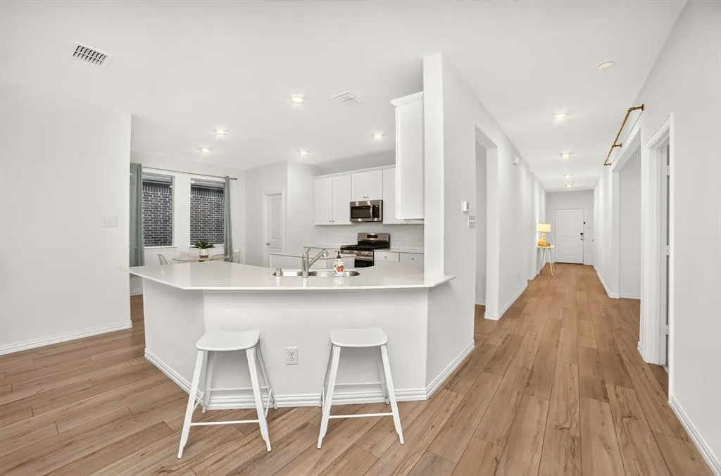 3312 Swift Fox Way