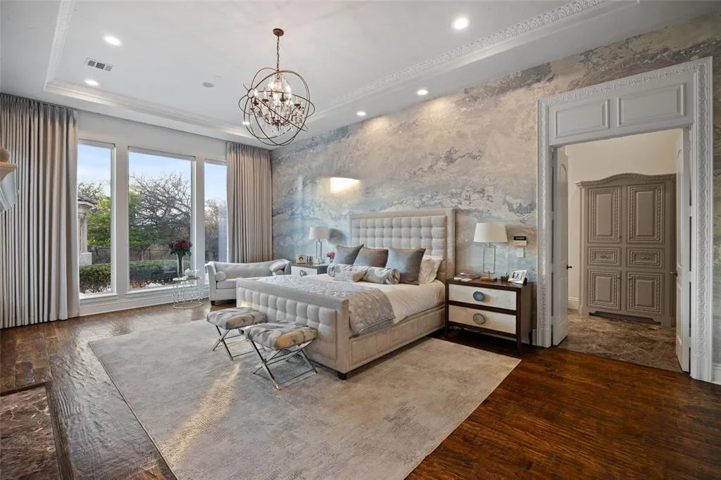 6300 Caroline Drive