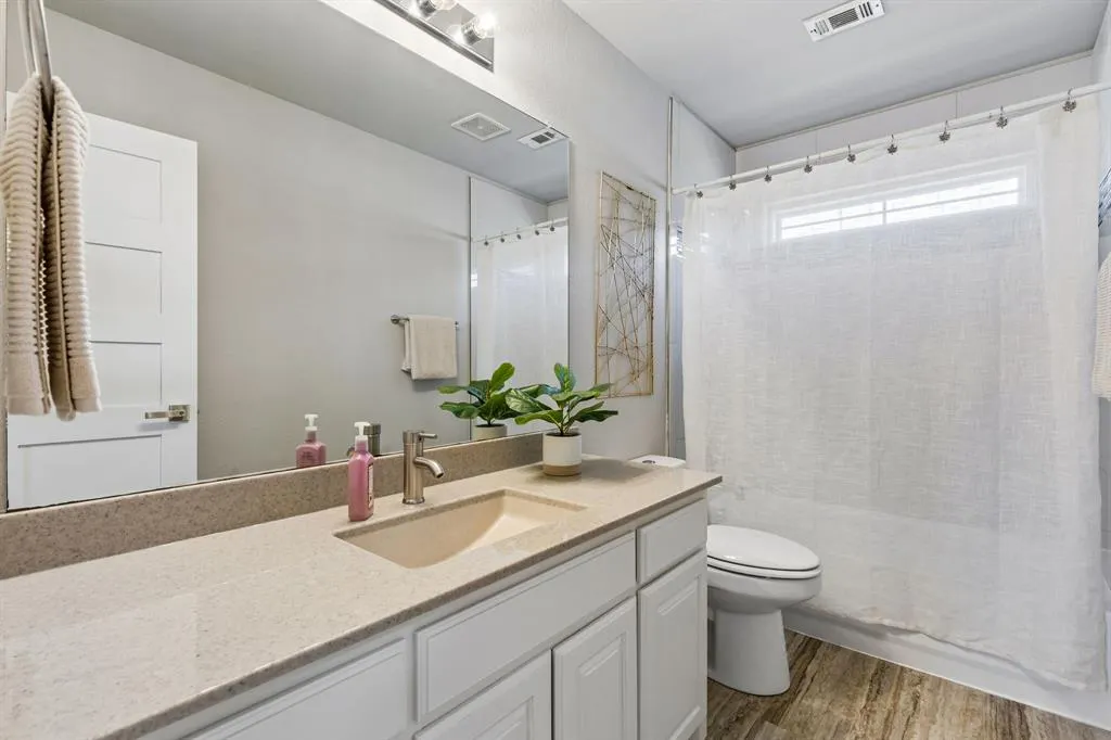 706 S Jupiter Road #307