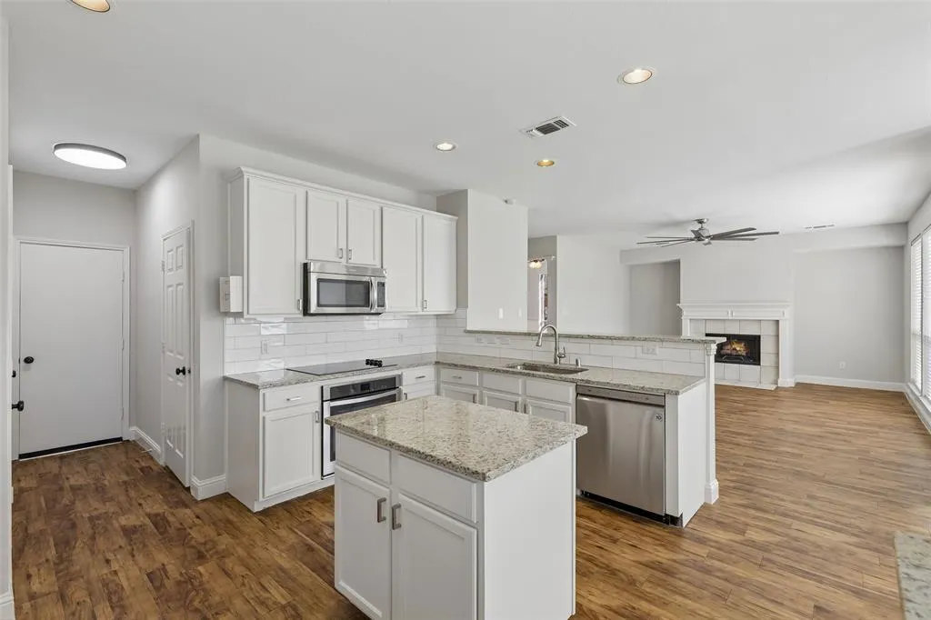 5421 Pebble Court