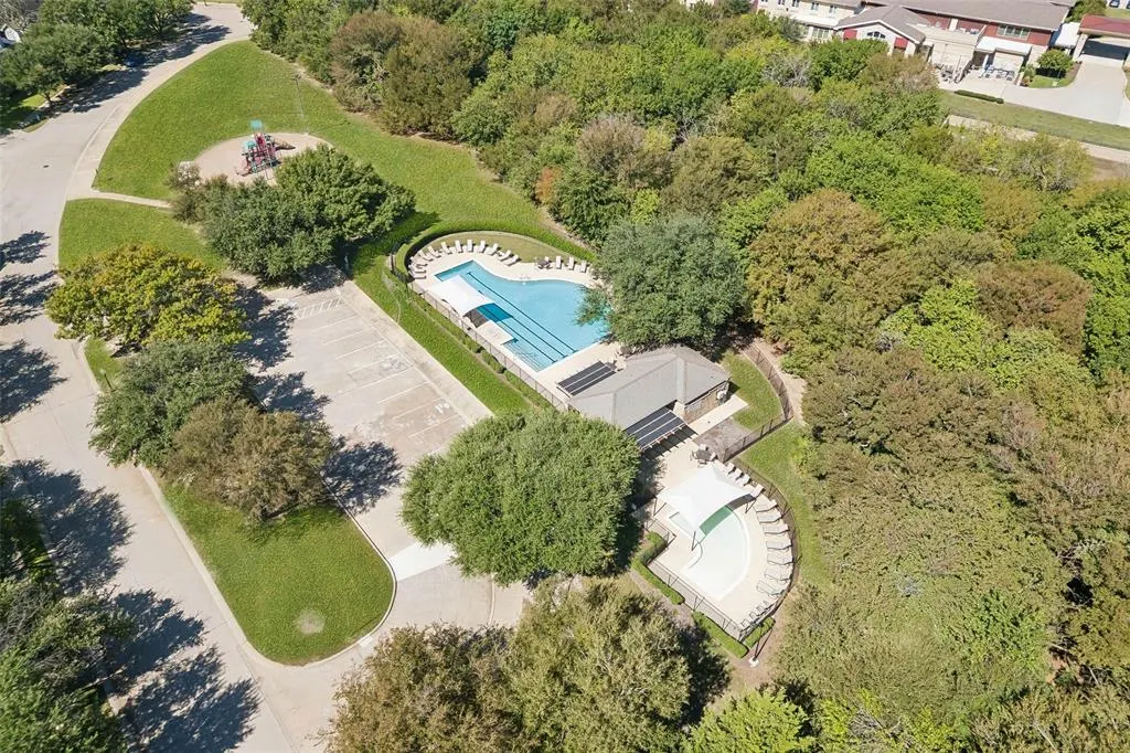 5421 Pebble Court