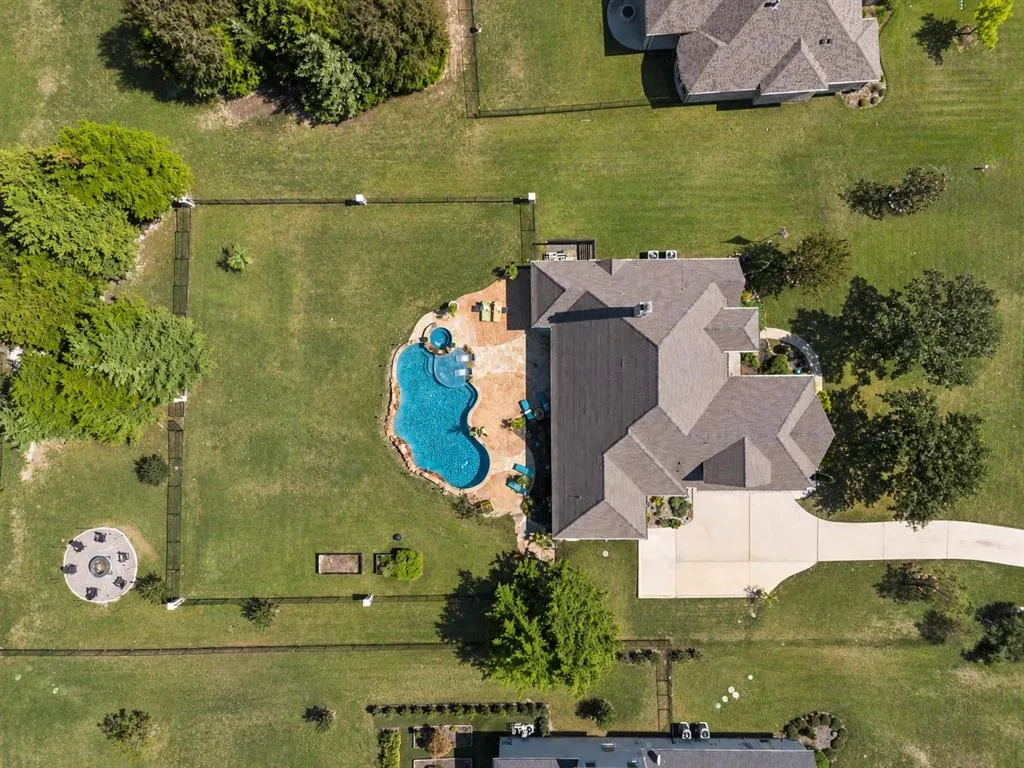 4613 Lake Breeze Drive