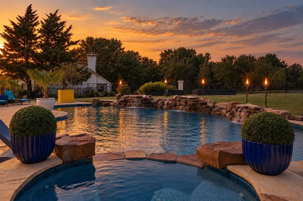 4613 Lake Breeze Drive