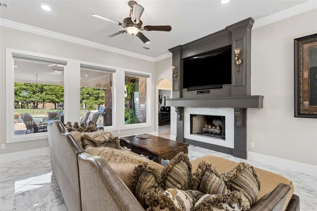 4613 Lake Breeze Drive