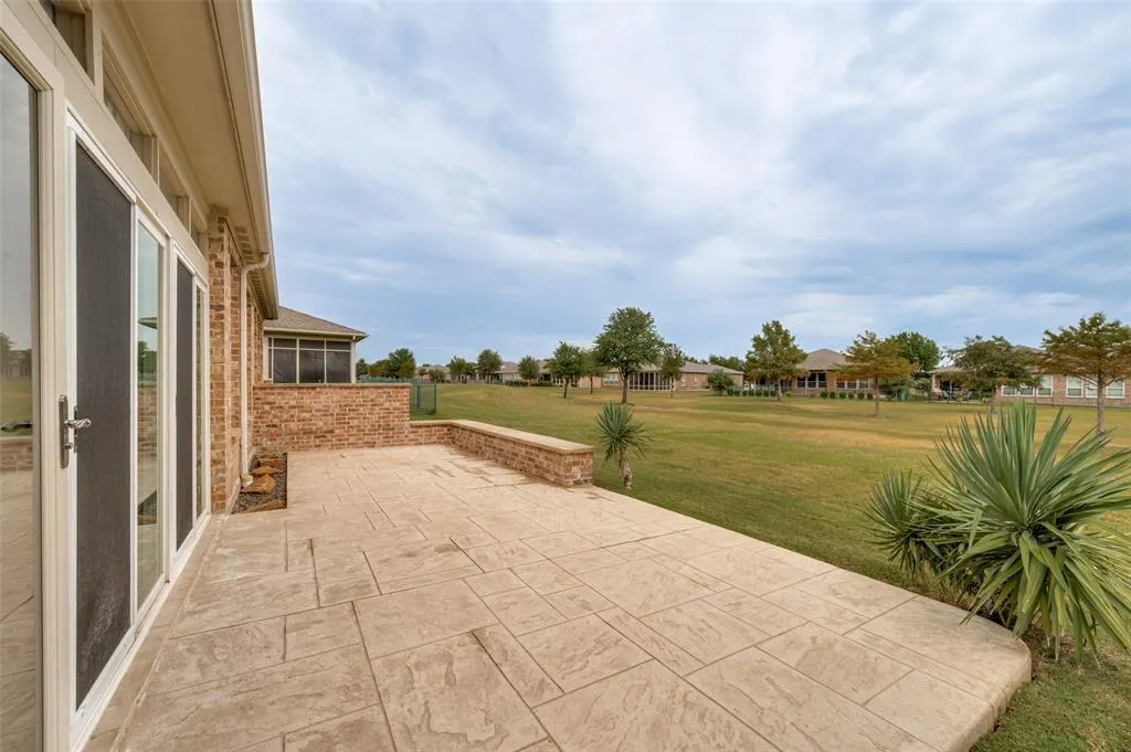 6040 Eagle Point Lane