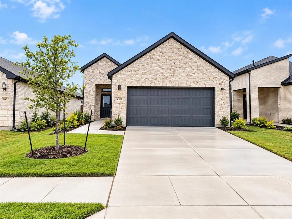 3405 High Valley Drive