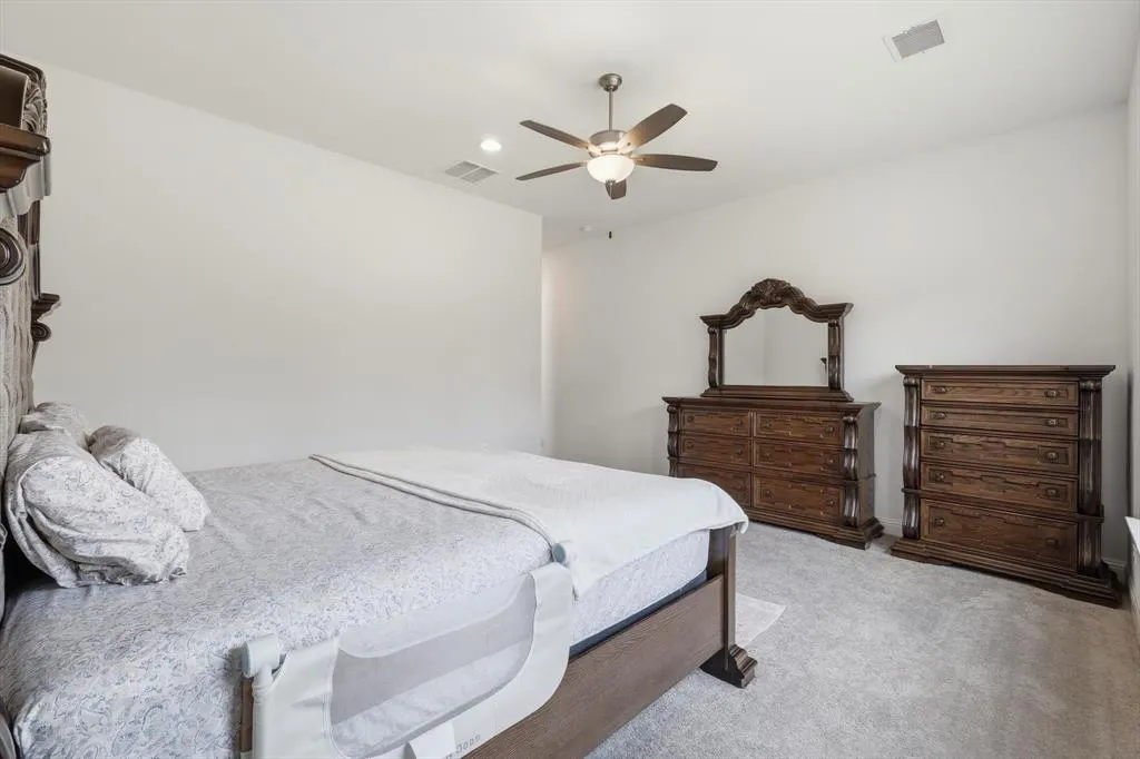 3305 Morris Lane