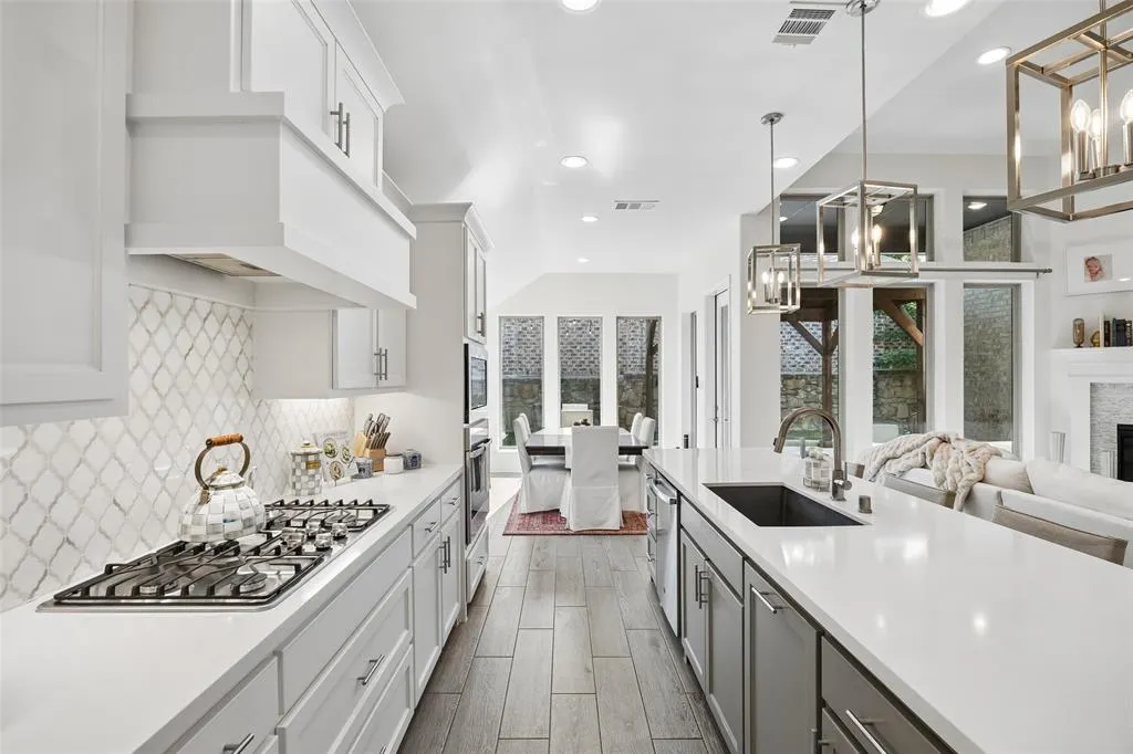 3224 Lexington Drive