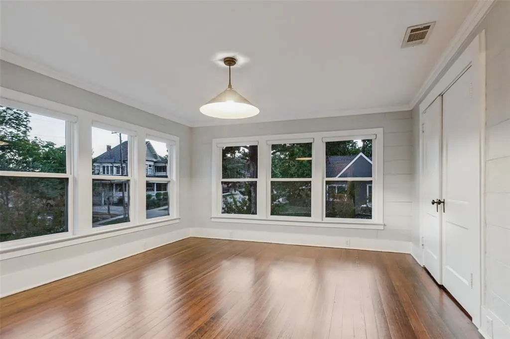 506 W Virginia Street