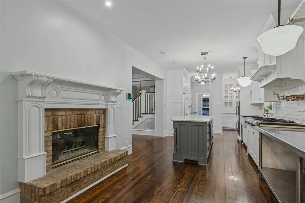 506 W Virginia Street