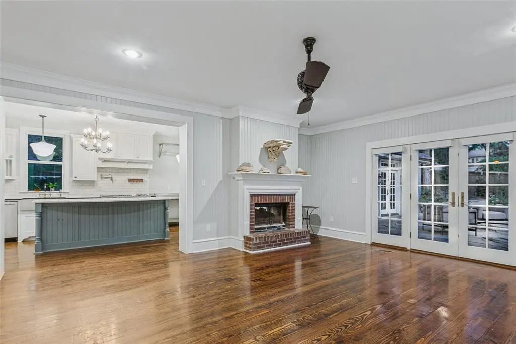 506 W Virginia Street
