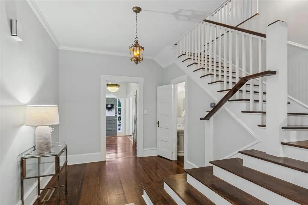 506 W Virginia Street