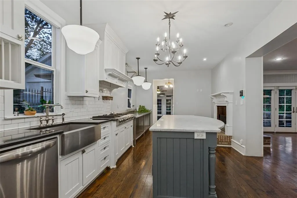 506 W Virginia Street