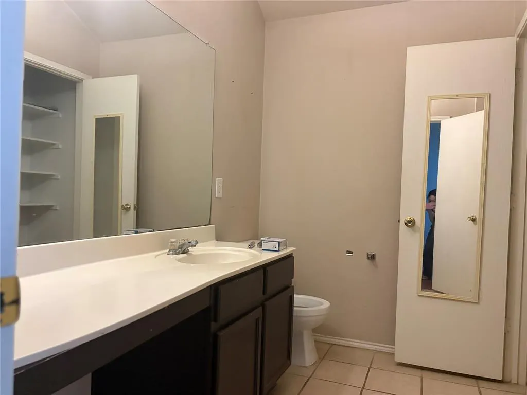 9108 BOONE Drive
