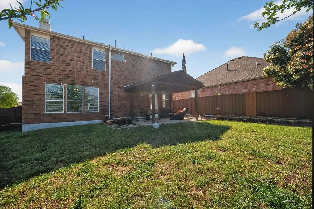 9633 Anns Way